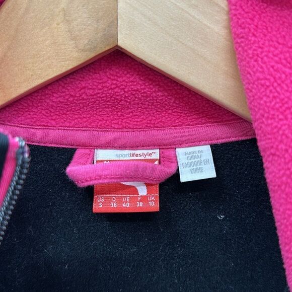 Womens Puma warm vest sz S - Picture 2 of 2